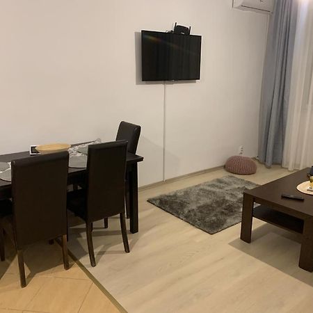 Confort Apartment Mediaş Exterior foto